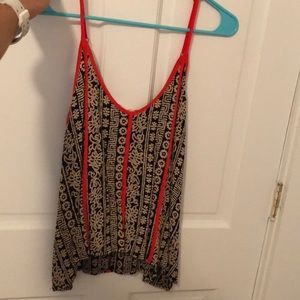 le sample- tank top